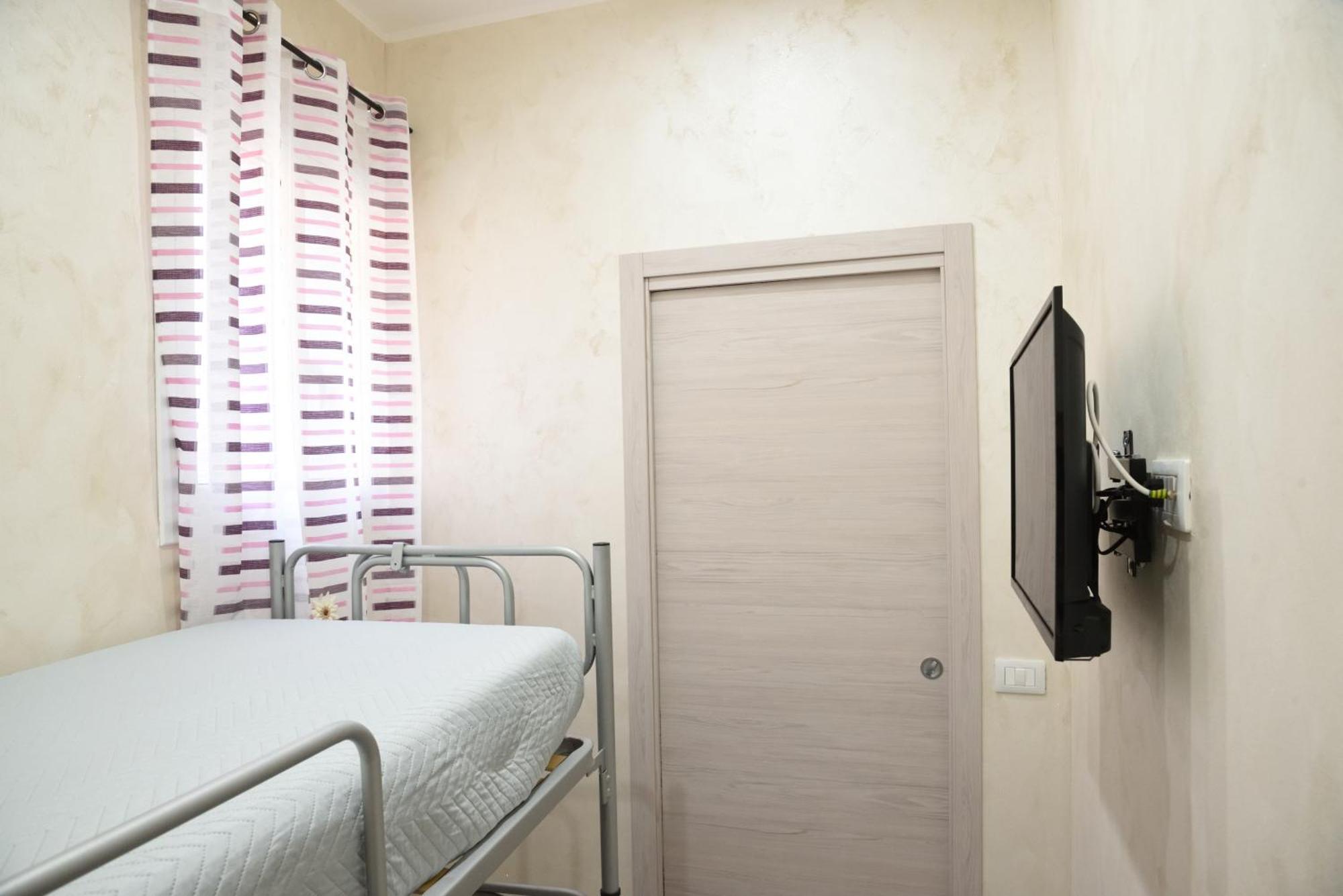 Family House Apartment Catania Bagian luar foto